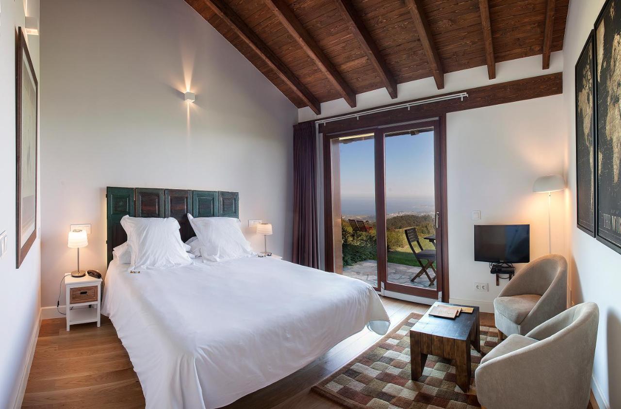 Hotel Rural 3 Cabos El Vallin Exterior photo
